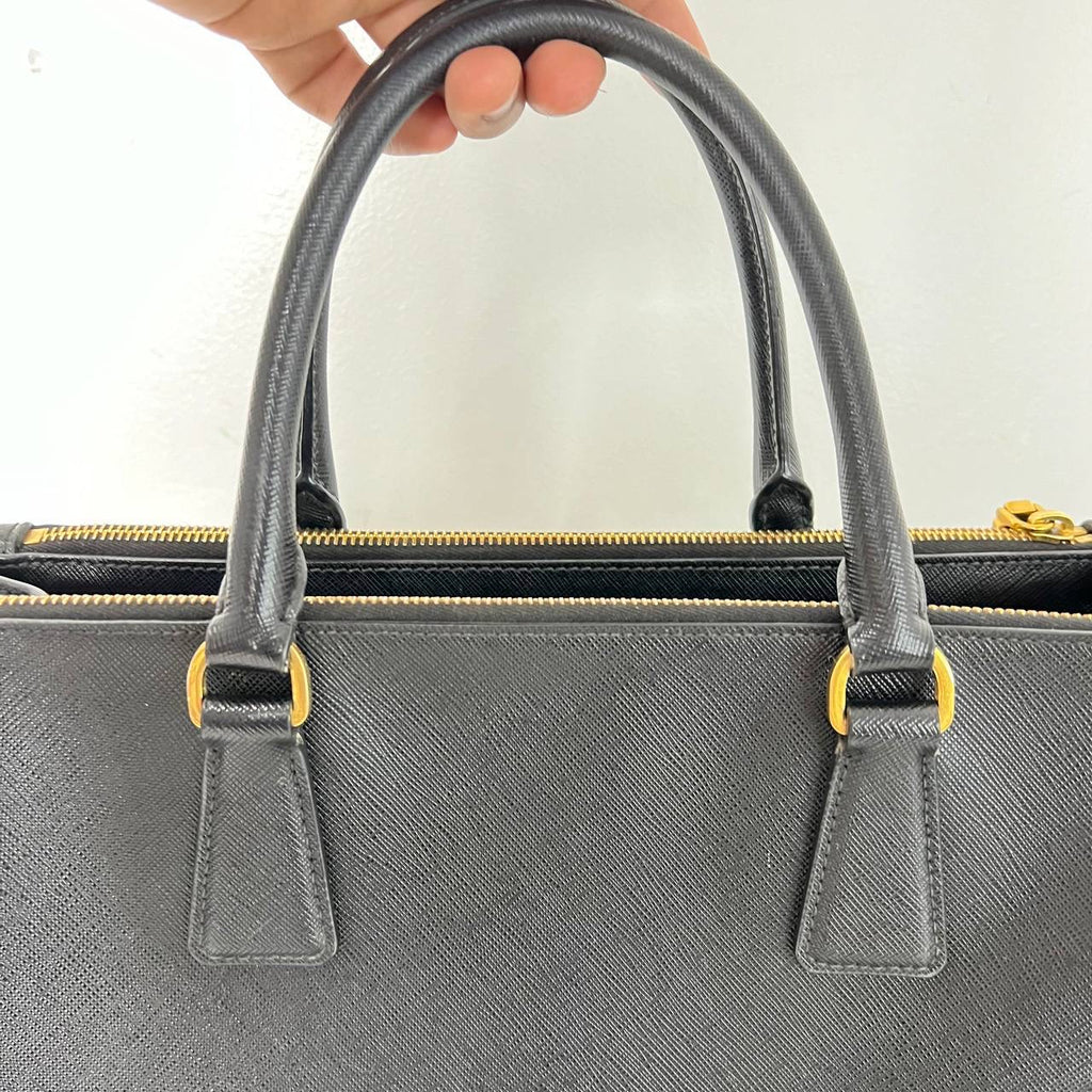 [PRE LOVED] Prada Medium Galleria in Black Saffiano Leather GHW