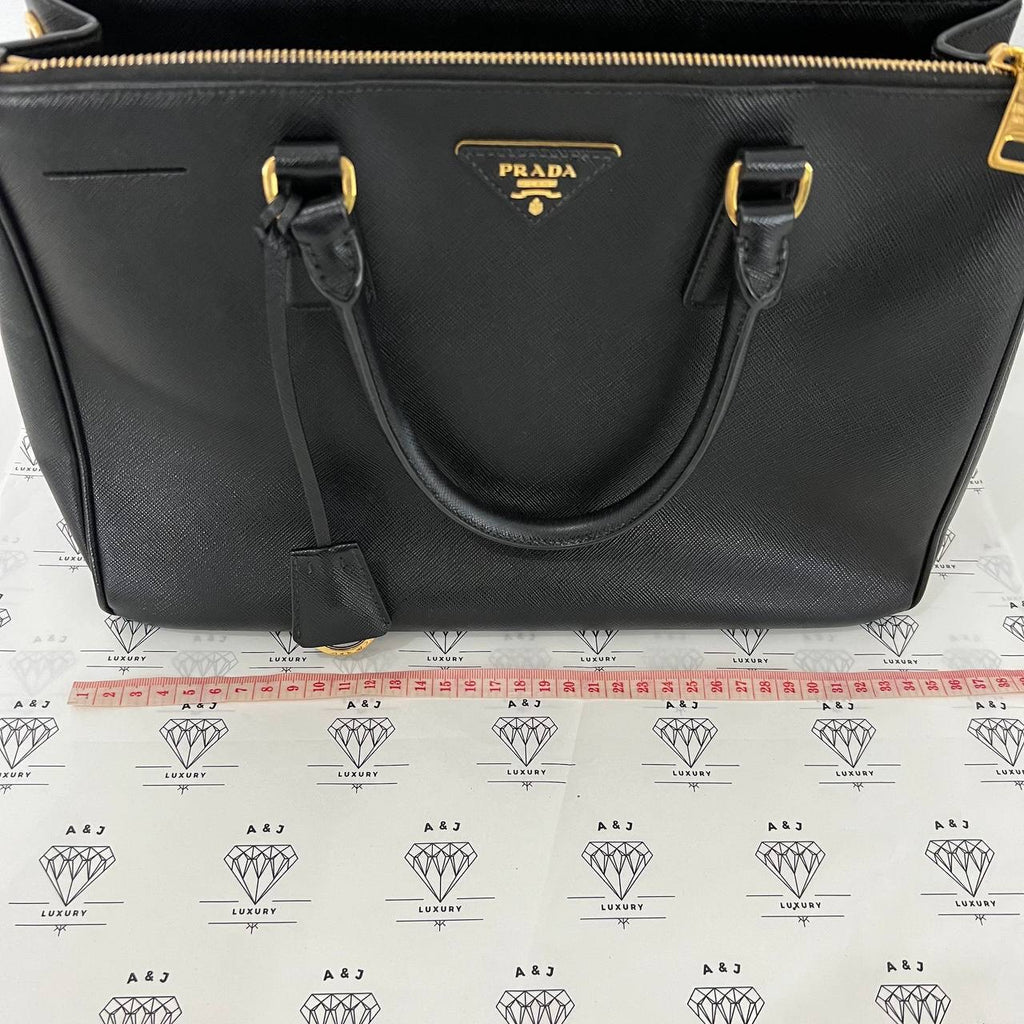 [PRE LOVED] Prada Medium Galleria in Black Saffiano Leather GHW