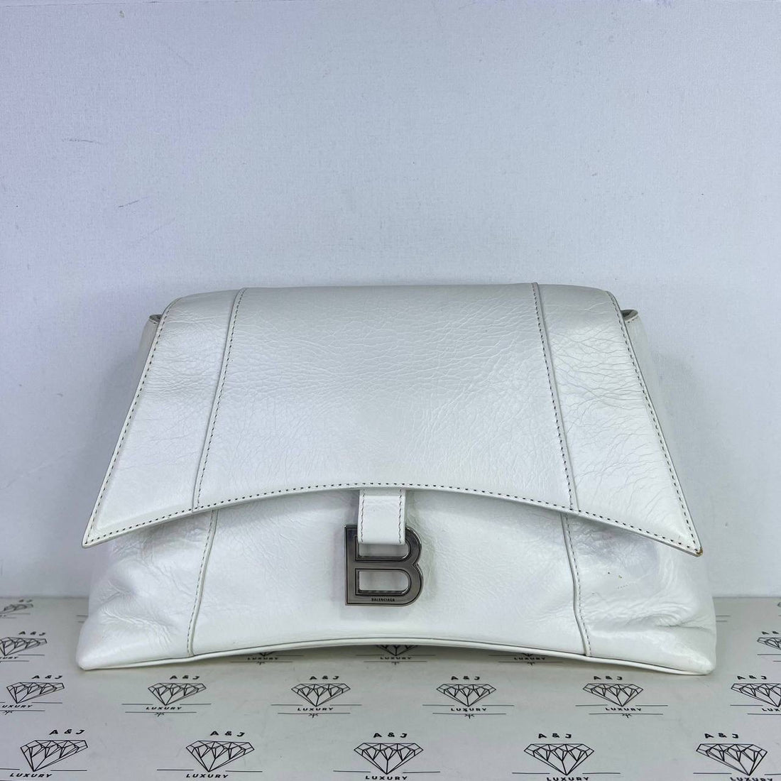 [PRE LOVED] Balenciaga Downtown Small Shoulder Bag in White SHW