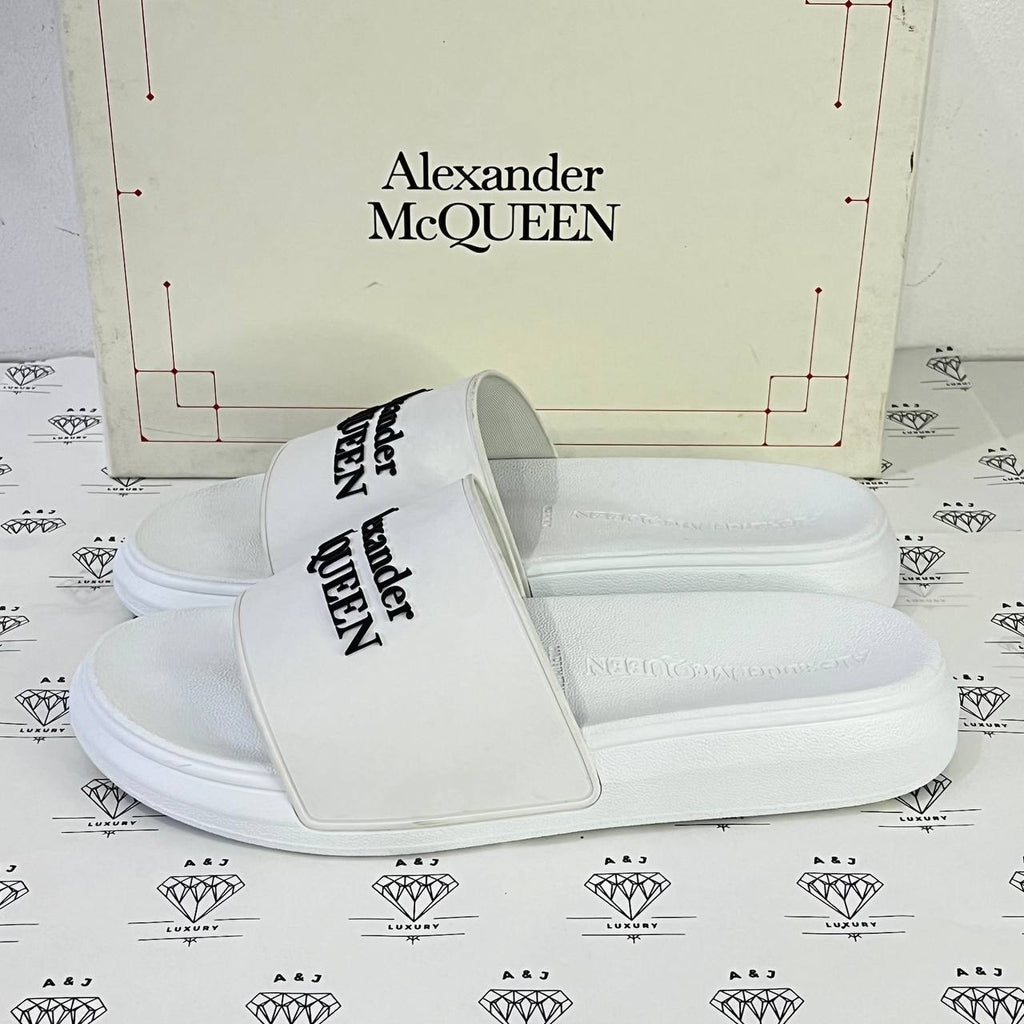 [PRE LOVED] Alexander Mcqueen Logo Embossed Pool Slides in White Size 42EU