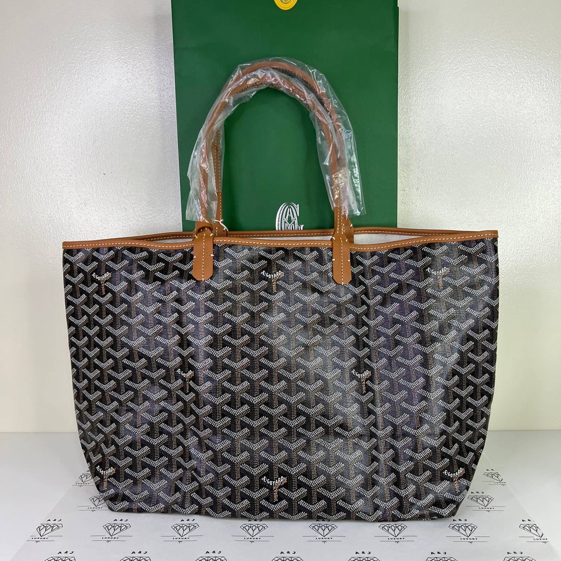 [BRAND NEW] Goyard St Louis PM in Tan (2024)