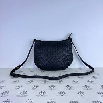 [PRE LOVED] Bottega Veneta Intrecciato Crossbody Bag in Black SHW