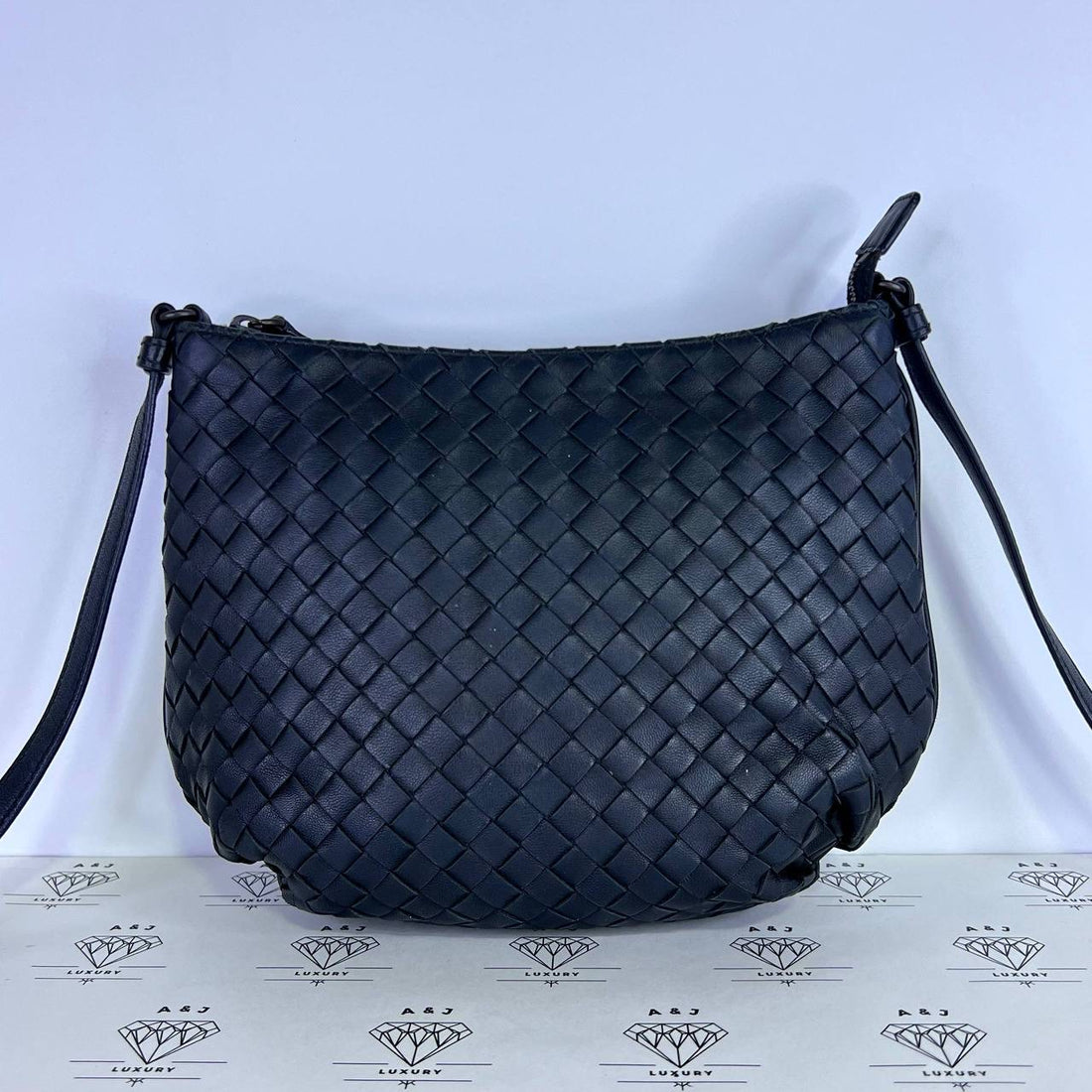 [PRE LOVED] Bottega Veneta Intrecciato Crossbody Bag in Black SHW