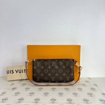 [PRE LOVED] Louis Vuitton Pochette Accessoires in Monogram Canvass (MB4230)