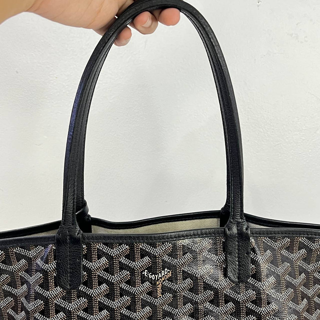 [PRE LOVED] Goyard St Louis PM in Black (2017)