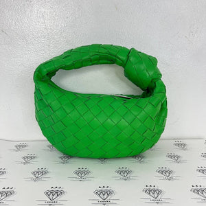 [PRE LOVED] Gucci Marmont Bucket Bag in White GHW