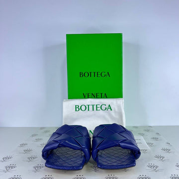 [PRE LOVED] Bottega Veneta Lido Flats in Blue Size 37EU