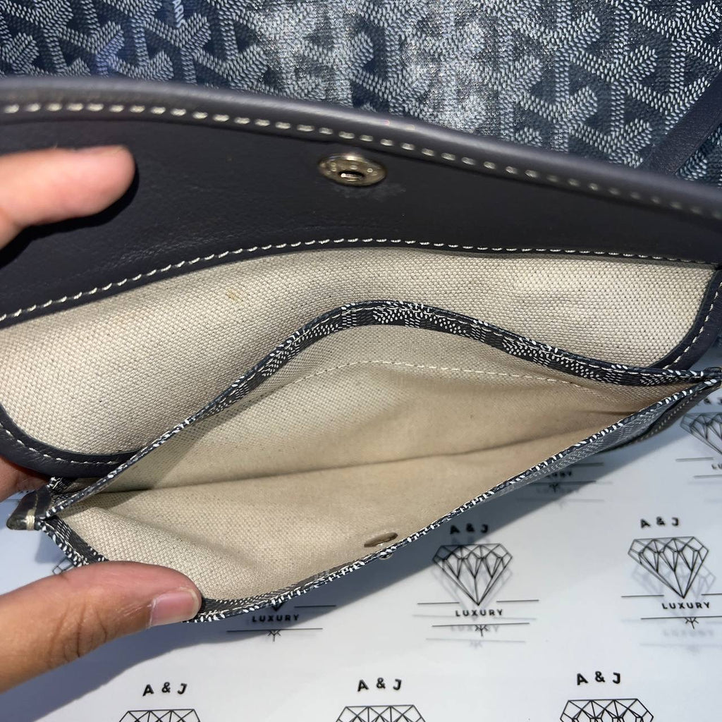 [PRE LOVED] Goyard St Louis PM in Gray (2019)