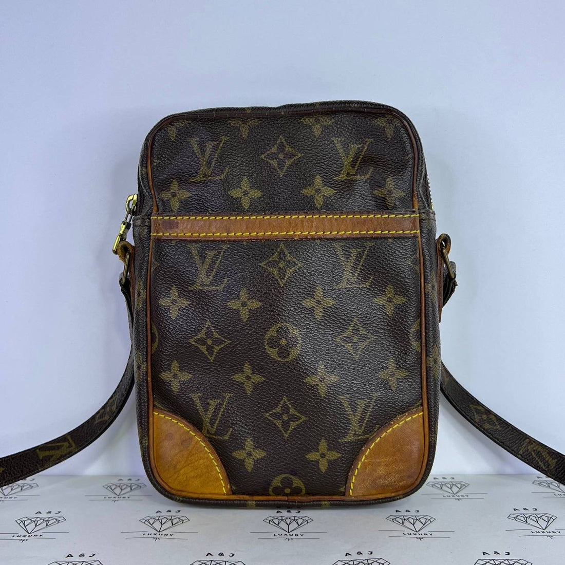 [PRE LOVED] Louis Vuitton Danube Crossbody Bag in Monogram Canvass (SL0060)