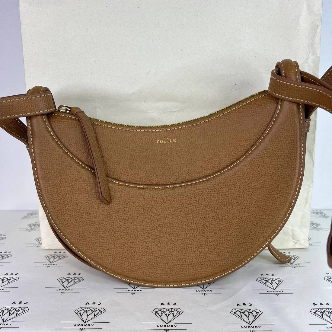 [PRE LOVED] Polene Dix in Camel