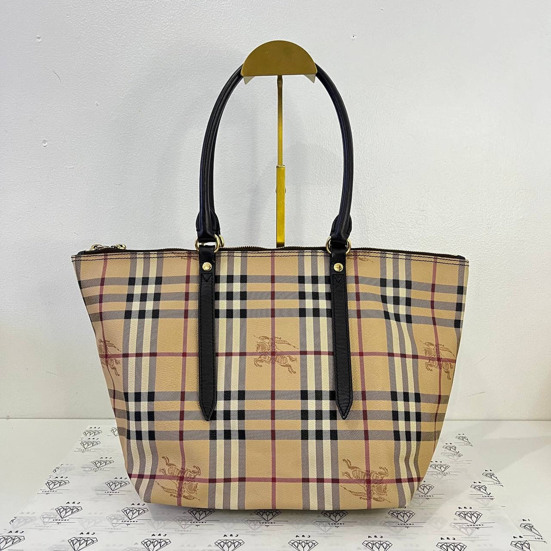 [PRE LOVED] Burberry Haymarket Check Tote Bag in Canvass