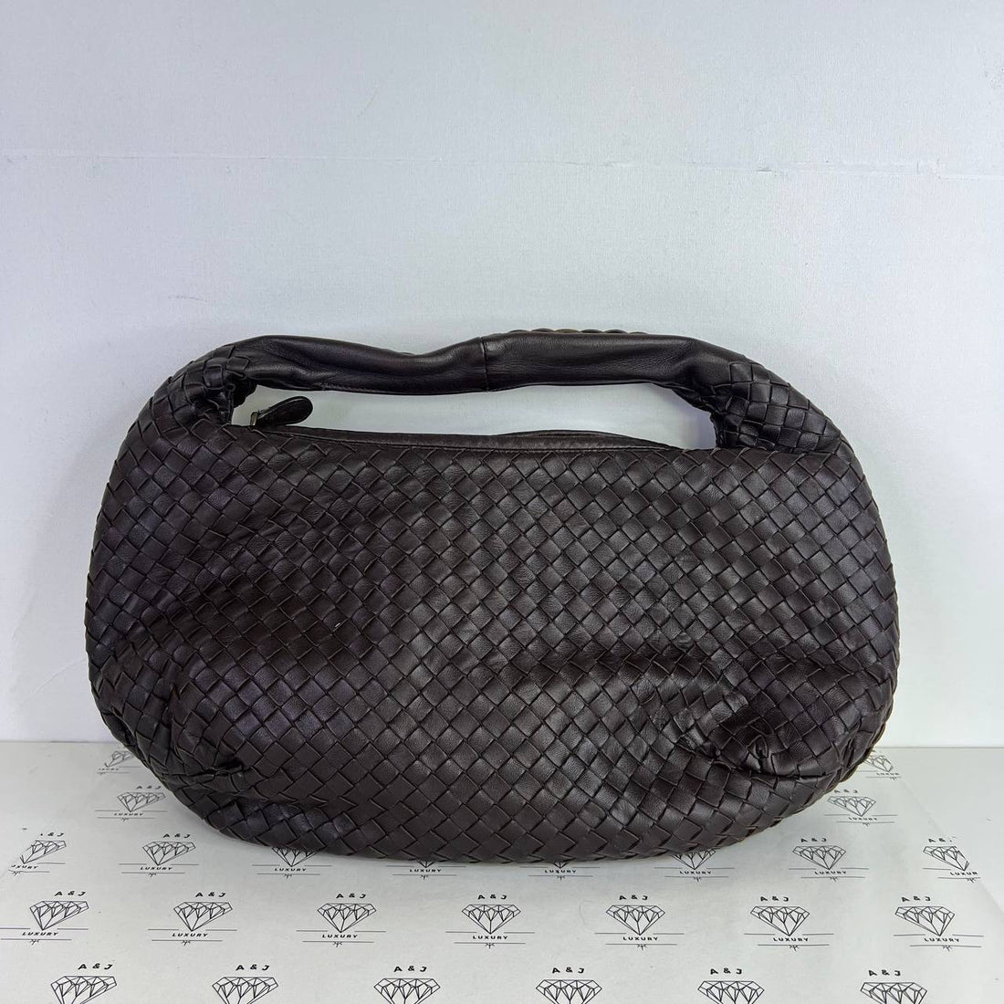 [PRE LOVED] Bottega Veneta Hobo in Dark Brown Intrecciato Leather GHW