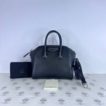 [PRE LOVED] Givenchy Mini Antigona in Black Goatskin Leather SHW