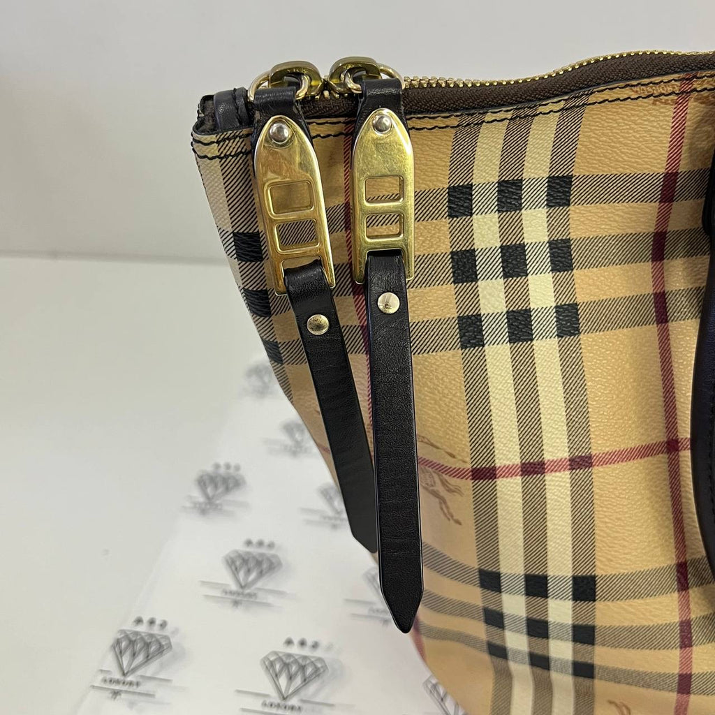 [PRE LOVED] Burberry Haymarket Check Tote Bag in Canvass