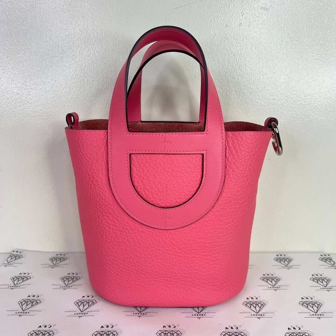 [PRE LOVED] Hermes In The Loop 18 in Rose Azalee Clemence Leather PHW (Stamp W - 2024)