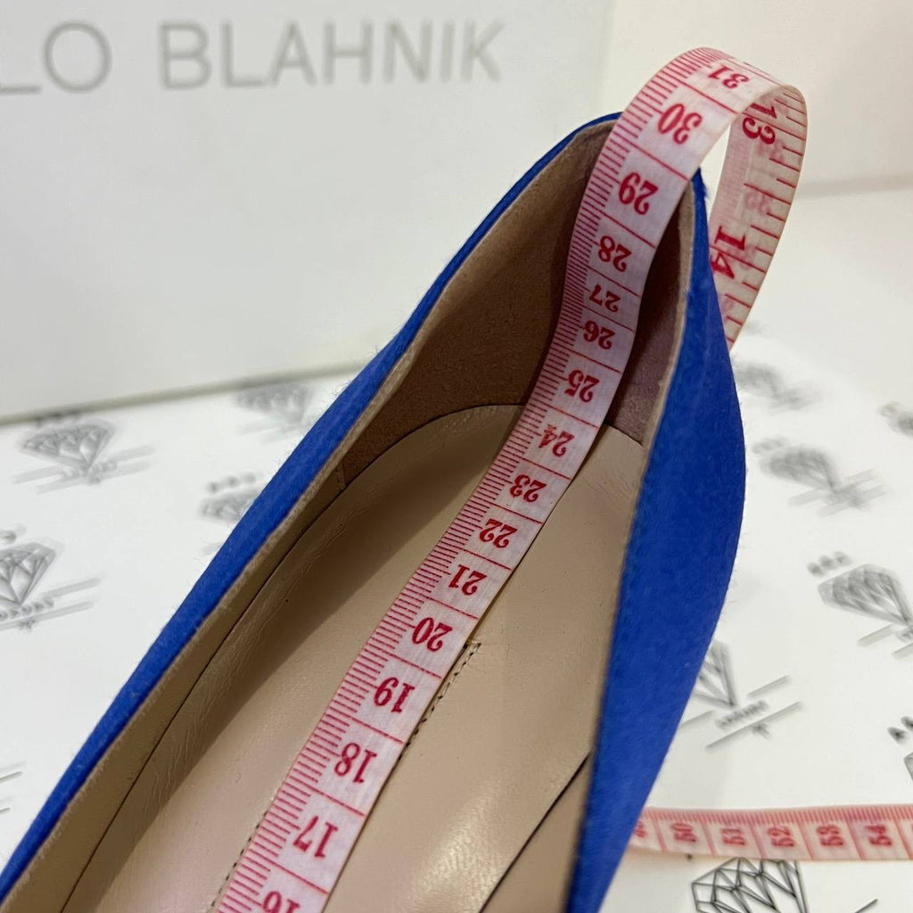 [PRE LOVED] Manolo Blahnik Hangisi 70MM in Blue Size 36EU