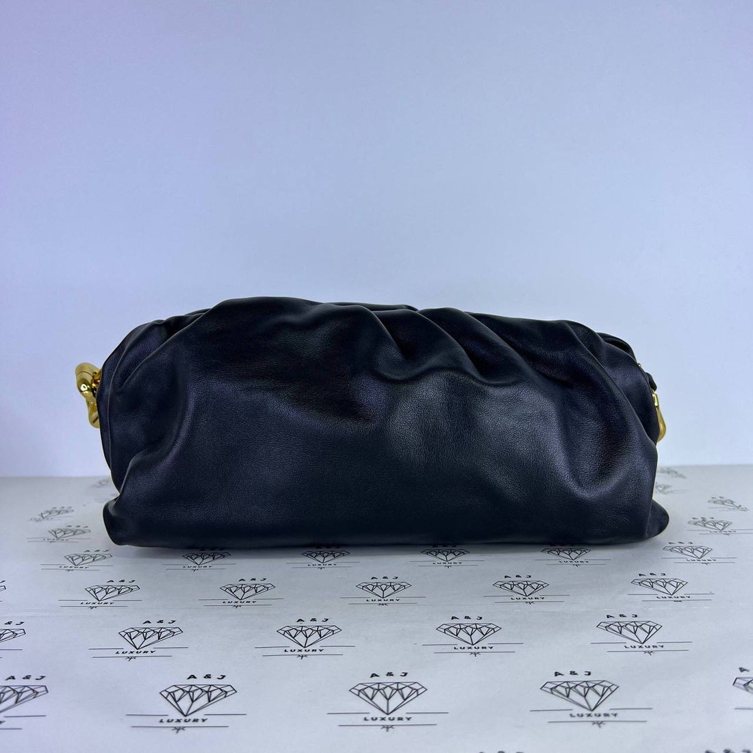 [PRE LOVED] Bottega Veneta The Chain Pouch in Black GHW