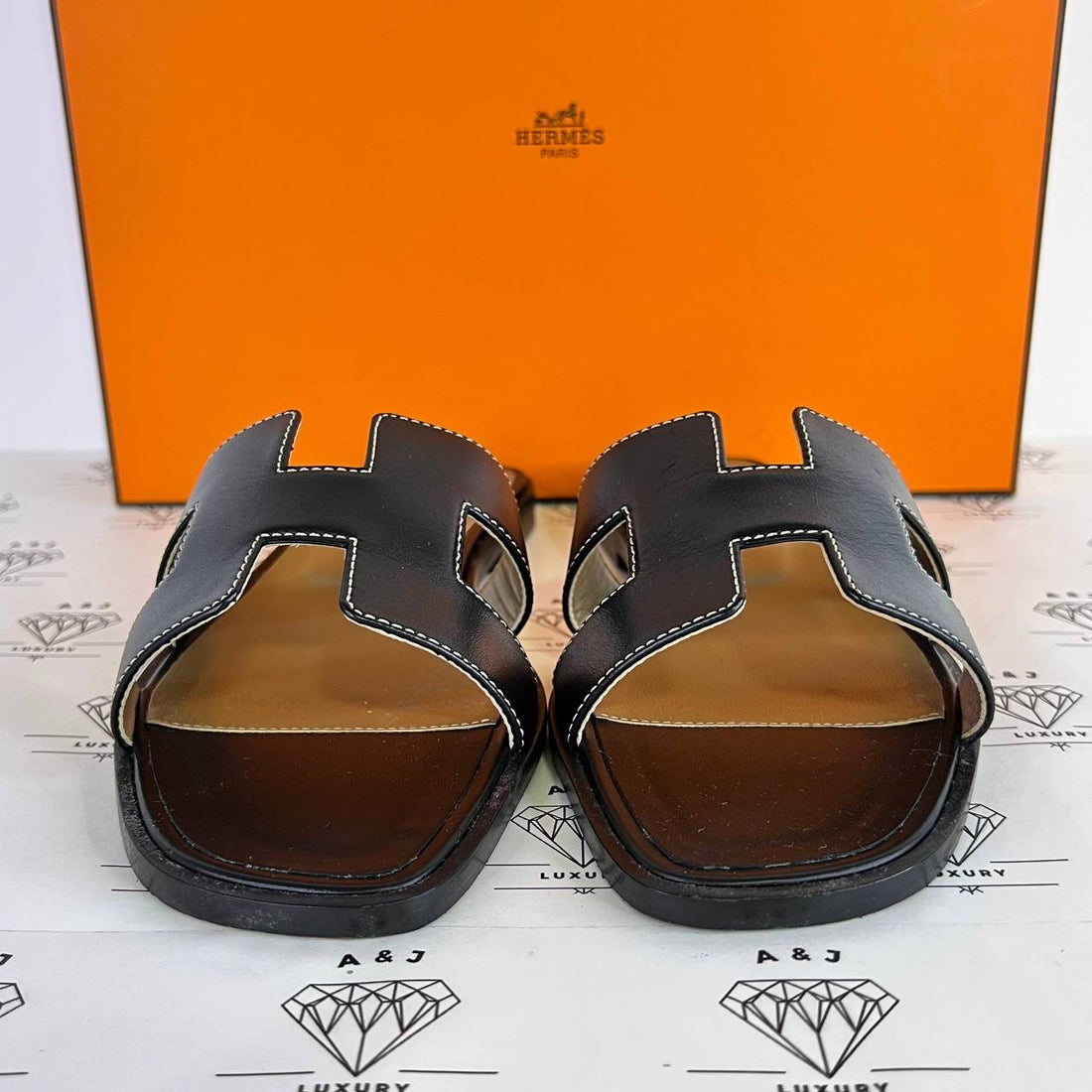 [PRE LOVED] Hermes Oran Sandals in Black Size 36EU