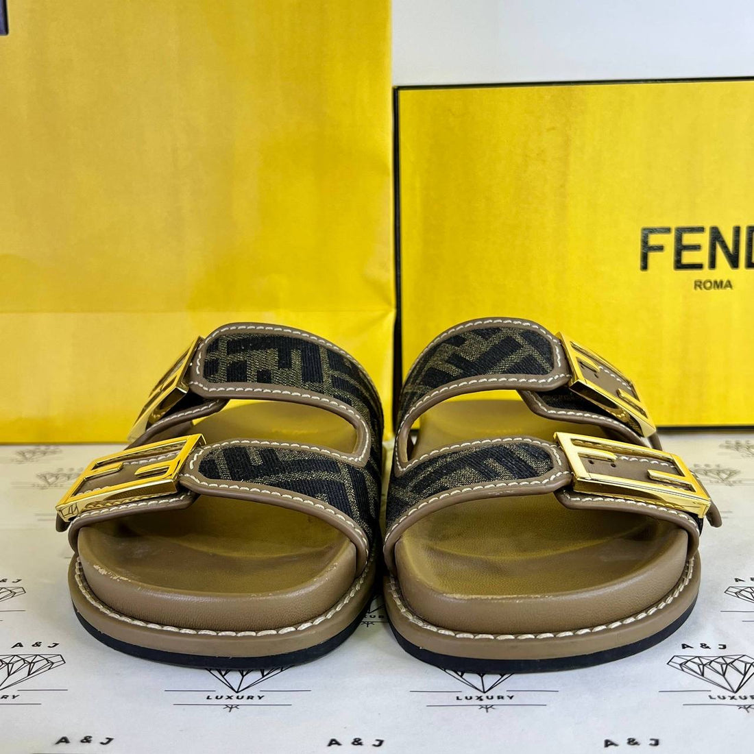 [PRE LOVED] Fendi Fabric Slides in Brown Size 36EU