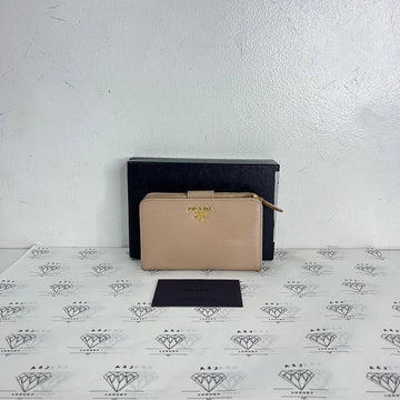 [PRE LOVED] Prada 1ML225 Bifold Wallet in Cammeo Vitello Move GHW