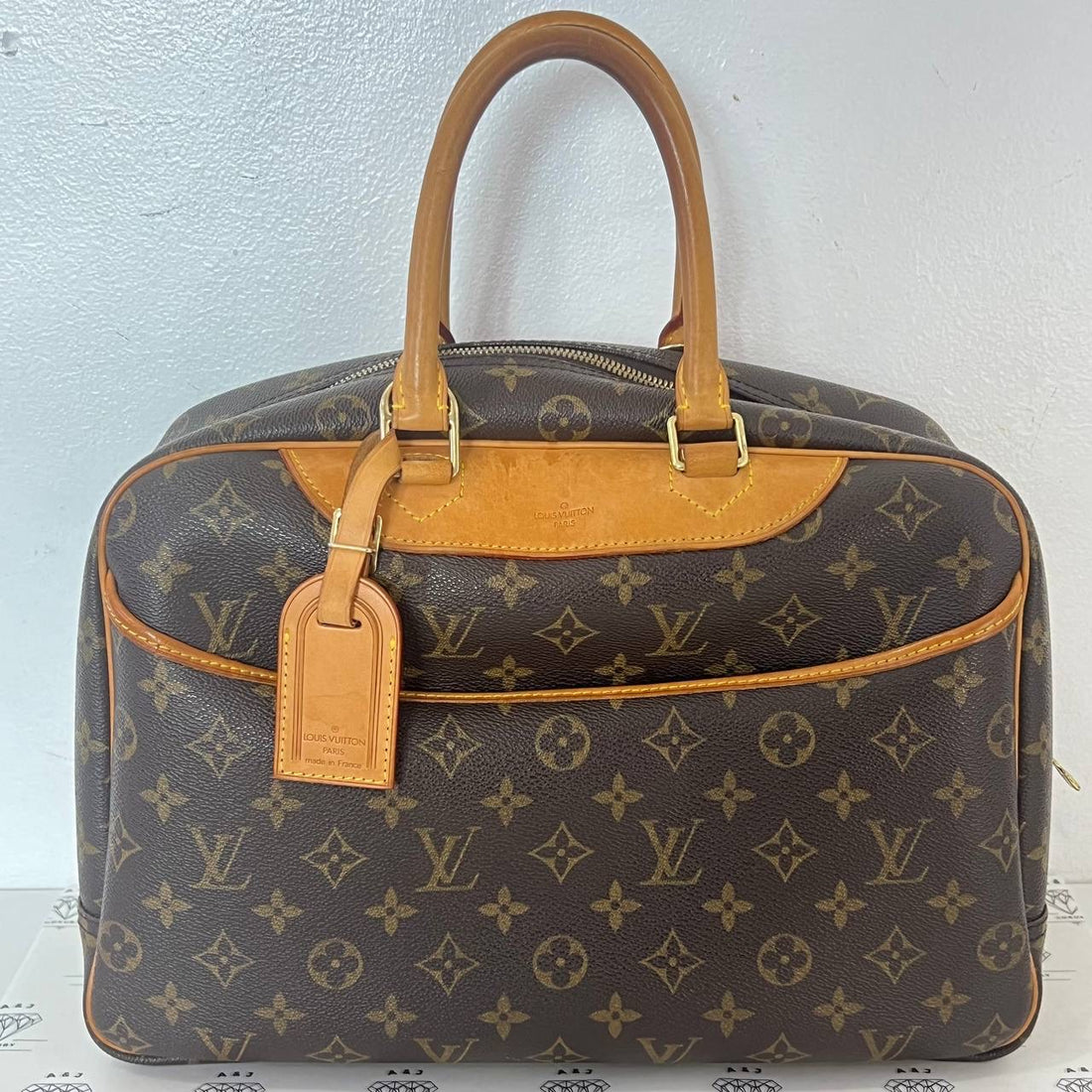 [PRE LOVED] Louis Vuitton Deauville MM in Monogram Canvass (MB0043)