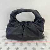 [PRE LOVED] Bottega Veneta The Shoulder Pouch in Black