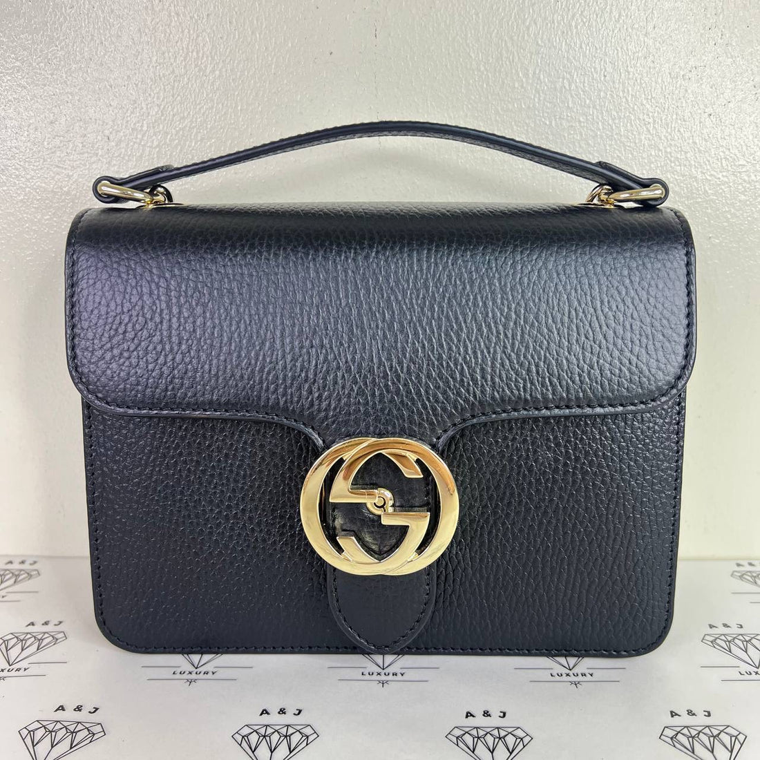 [PRE LOVED] Gucci Interlocking Shoulder Bag in Black GHW