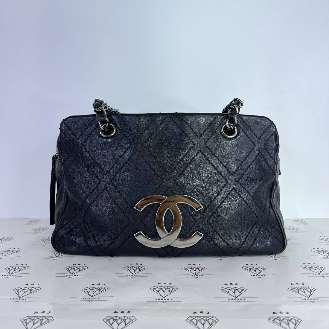[PRE LOVED] Chanel Diamond Stitch Tote Bag in Black Lambskin Leather SHW (Series 11)