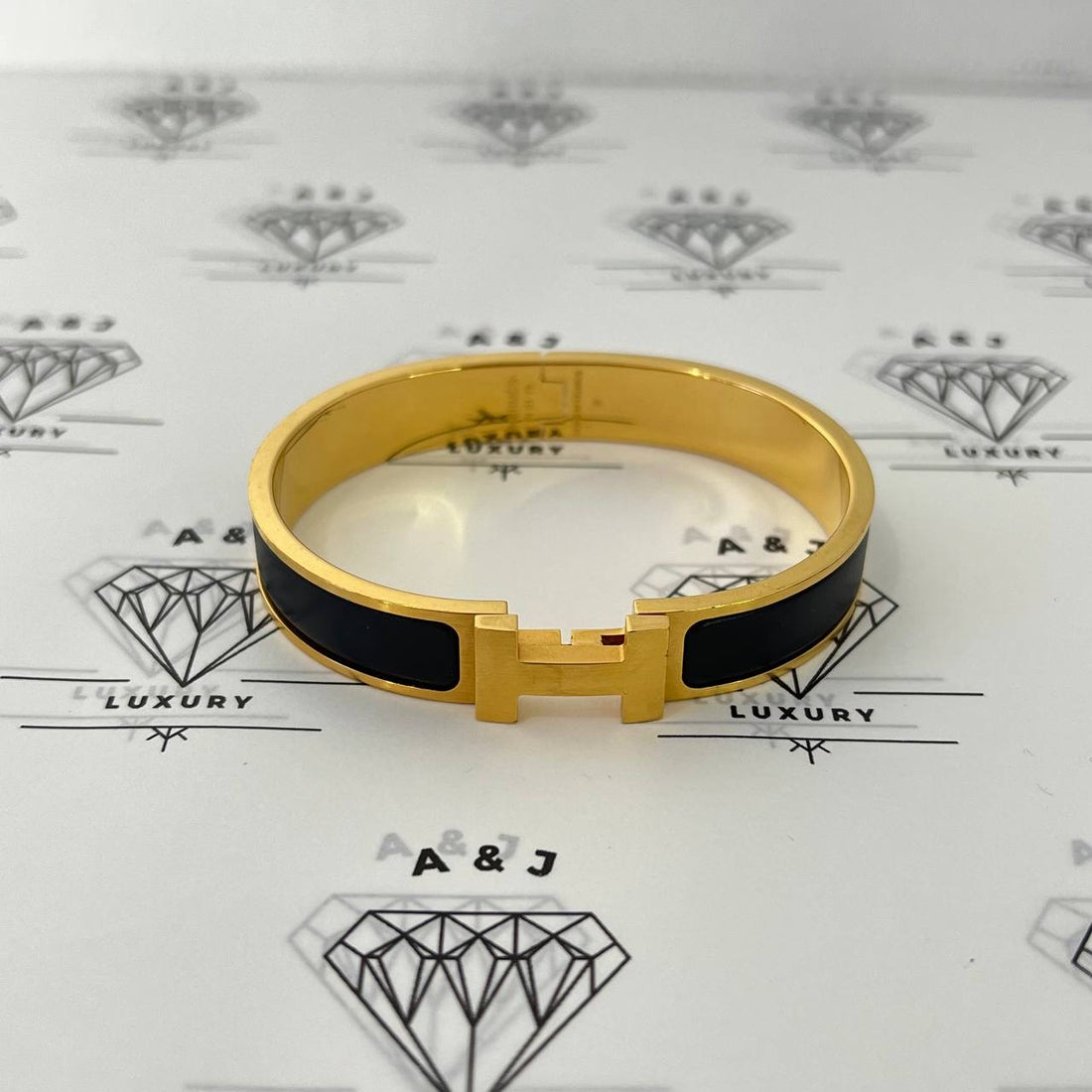 [PRE LOVED] Hermes Clic HH Bracelet in Black GHW