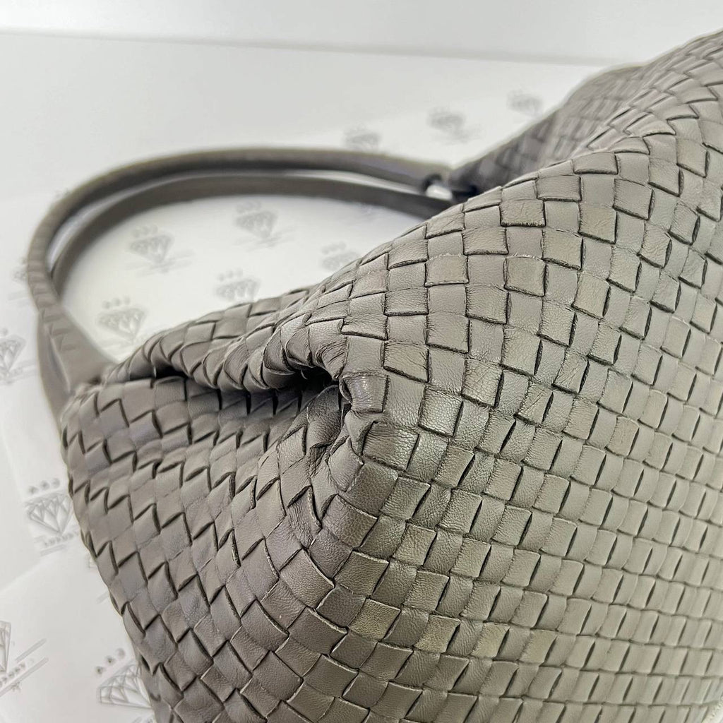 [PRE LOVED] Bottega Veneta Parachute Nappa Intrecciato Bag in Gray