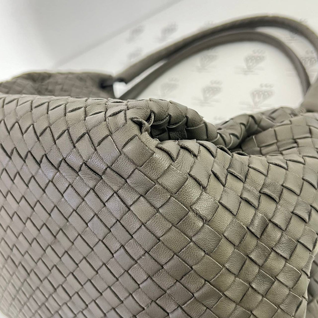 [PRE LOVED] Bottega Veneta Parachute Nappa Intrecciato Bag in Gray