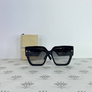 [PRE LOVED] Louis Vuitton My Monogram Square Sunglasses in Black