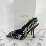 [PRE LOVED] Christian Dior Slingback Pumps in Black and Gold Lace Size 35EU