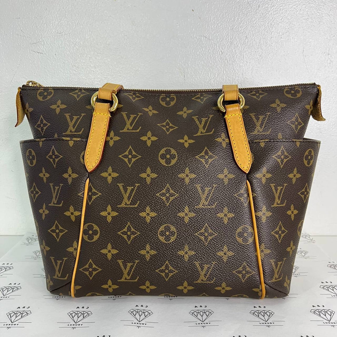 [PRE LOVED] Louis Vuitton Totally PM in Monogram Canvass (DU0122)