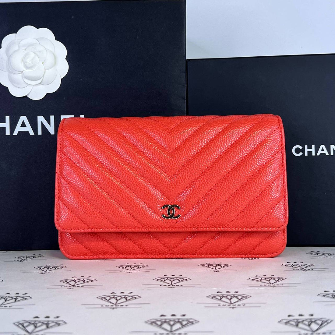 [PRE LOVED] Chanel Classic Wallet on Chain Chevron in Red Caviar Leather SHW (Series 26)