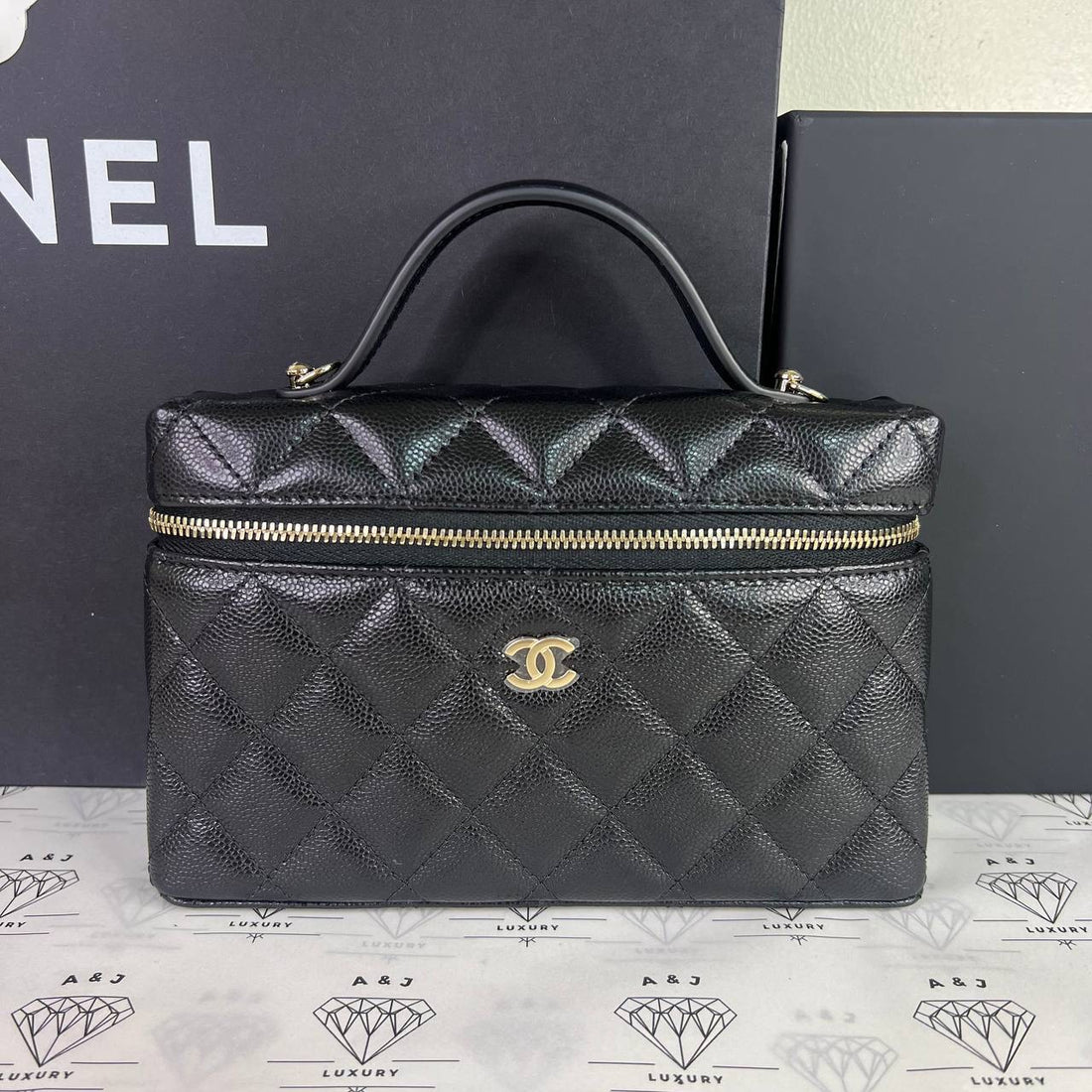 [BRAND NEW] Chanel 25C Collection Vanity Top Handle in Black Caviar GHW (microchipped)