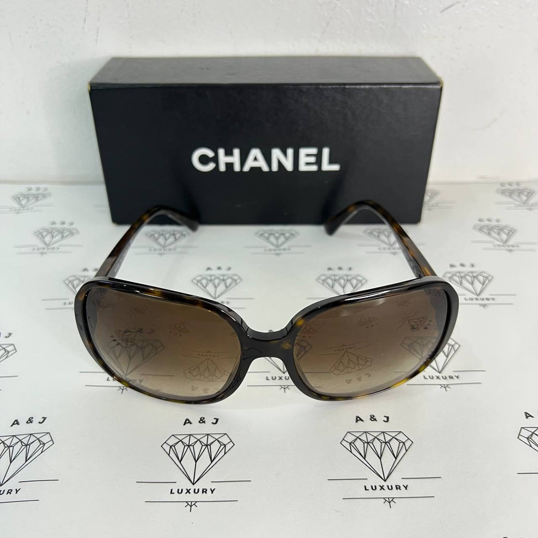 [PRE LOVED] Chanel 5284-A Square Sunglasses