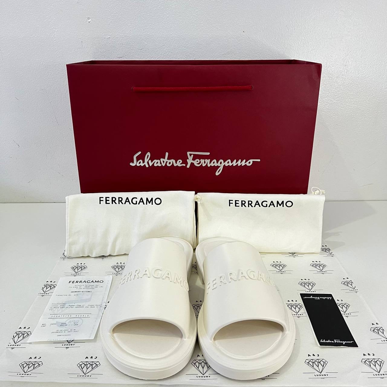 [BRAND NEW] Salvatore Ferragamo Giuneva Slides in White Size 7