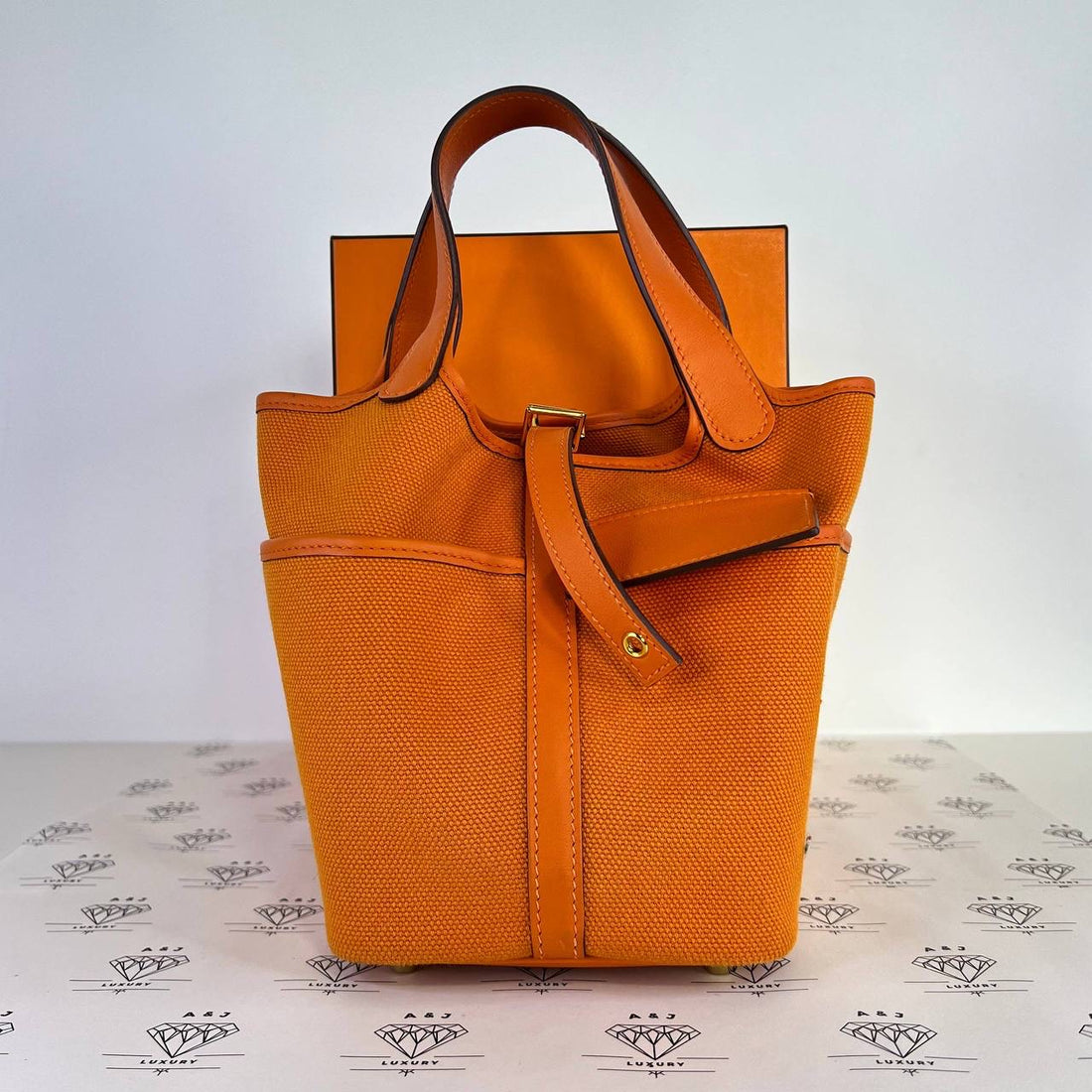 [PRE LOVED] Hermes Picotin 18 Cargo in Orange Swift/Toile GHW (Stamp U - 2022)