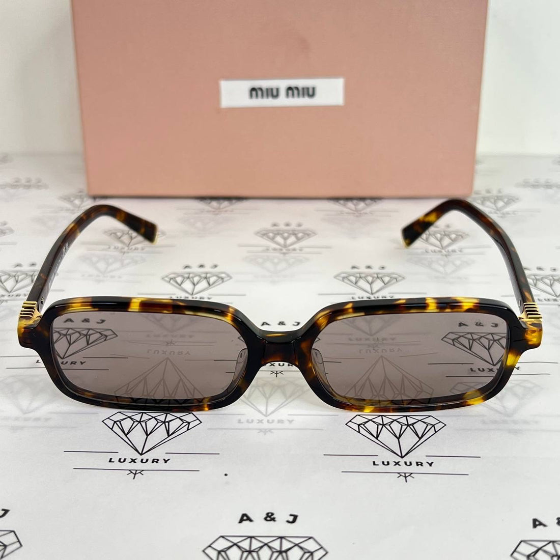 [PRE LOVED] Miu Miu SMU 11Z-F in Havana Brown