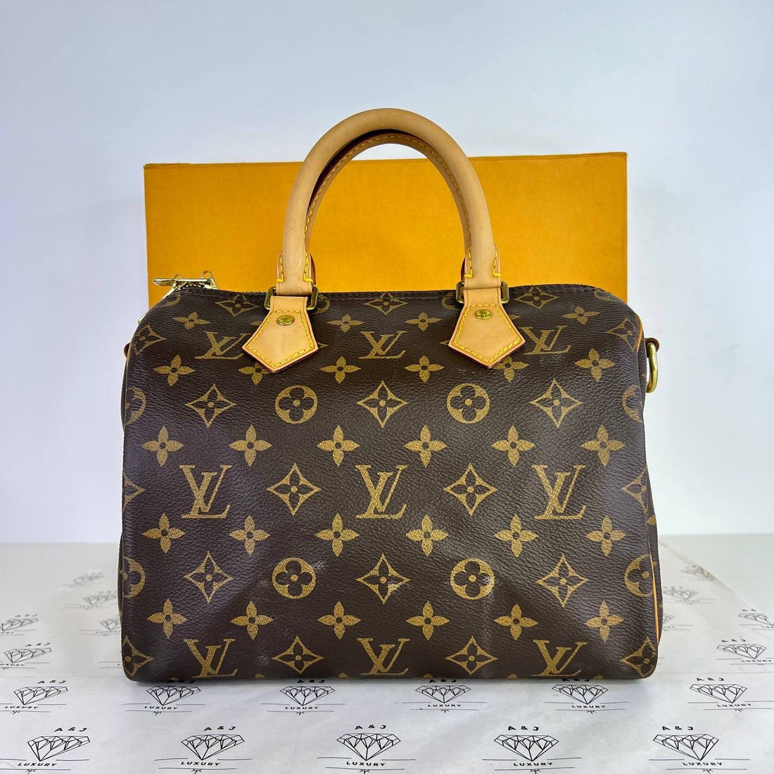 [PRE LOVED] Louis Vuitton Speedy Bandoulière 25 in Monogram Canvass (MB2148)