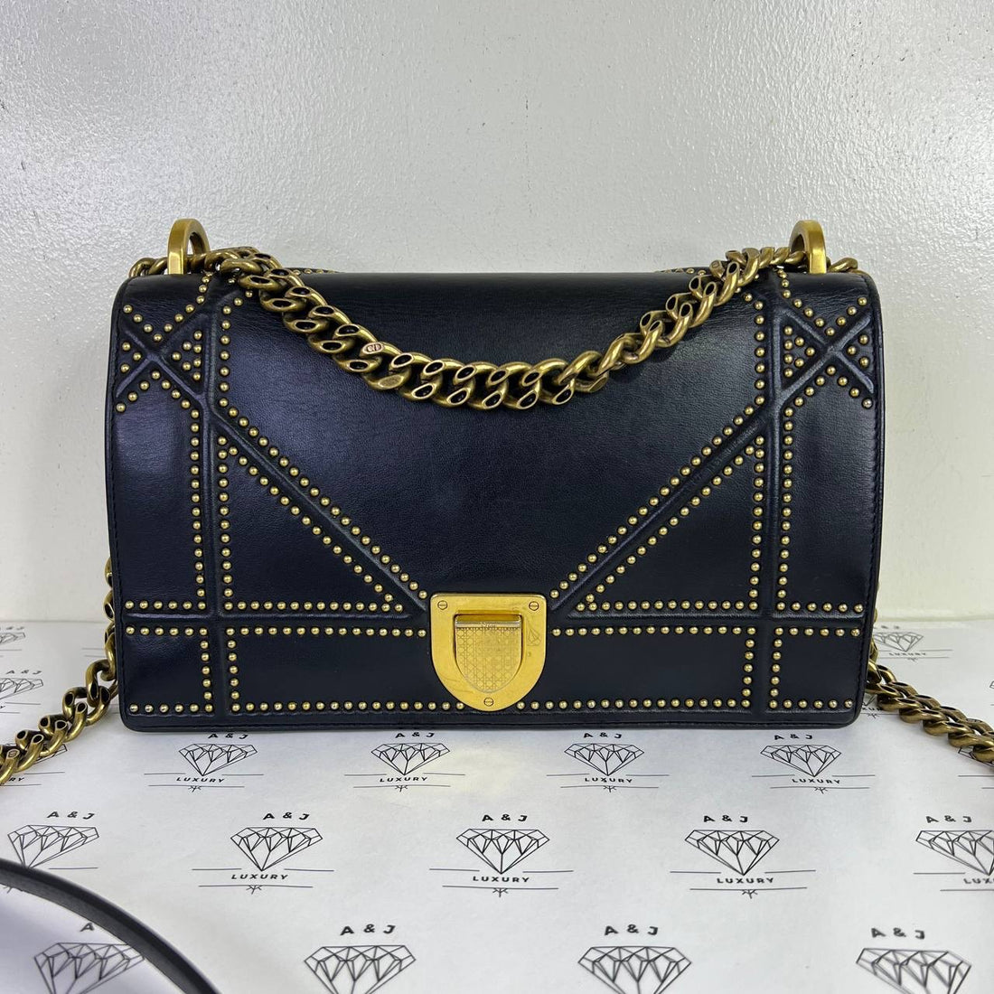 [PRE LOVED] Christian Dior Medium Diorama Flap Bag in Black Lambskin Leather GHW (2017)