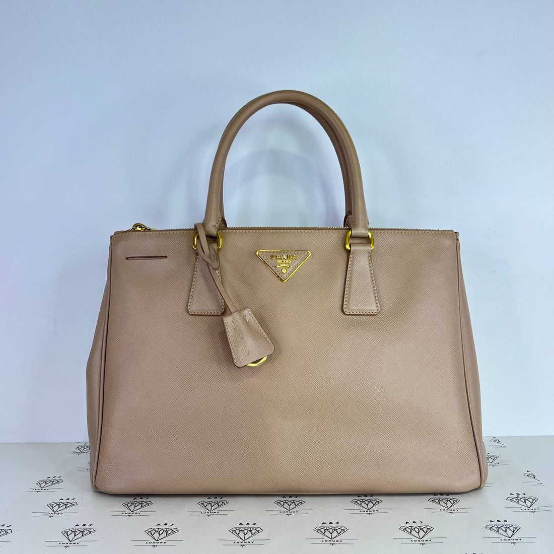 [PRE LOVED] Prada BN2274 Medium Saffiano Lux in Cammeo GHW