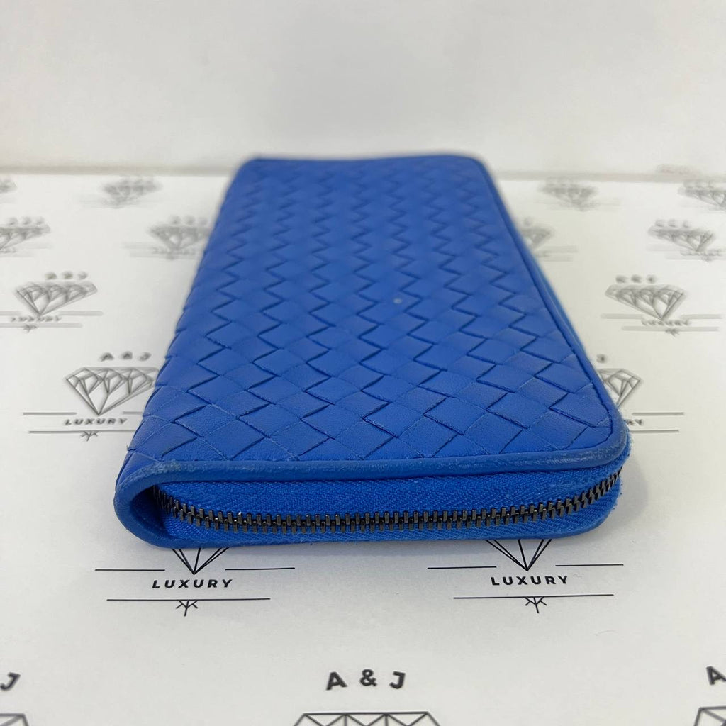 [PRE LOVED] Bottega Veneta Intrecciato Long Wallet in Blue