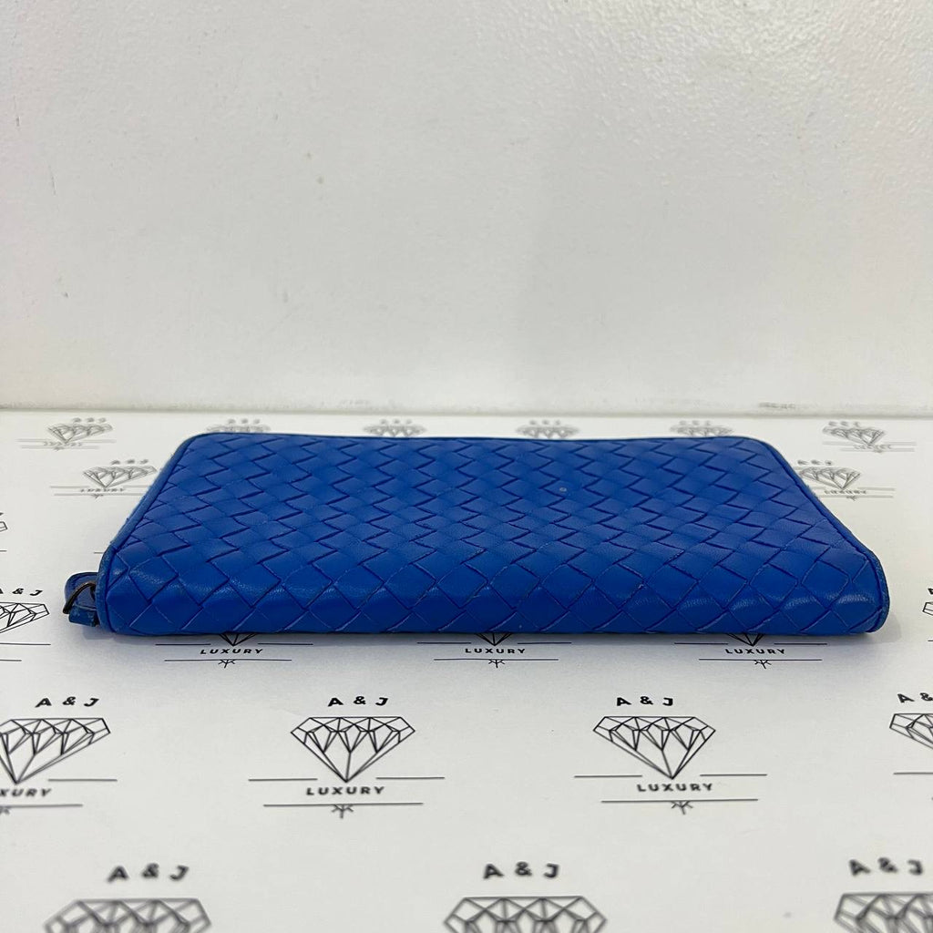 [PRE LOVED] Bottega Veneta Intrecciato Long Wallet in Blue