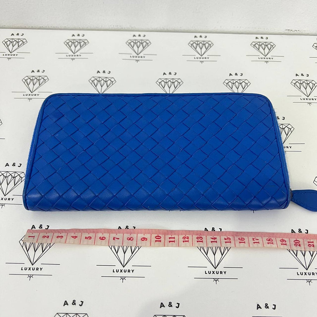 [PRE LOVED] Bottega Veneta Intrecciato Long Wallet in Blue