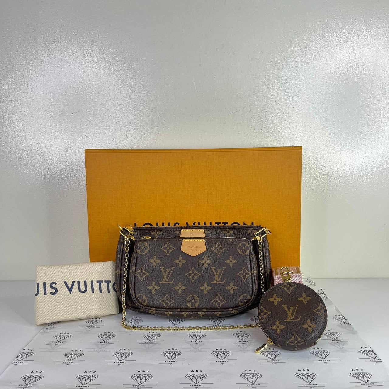 [PRE LOVED] Louis Vuitton Multi Pochette Accessoires Rose Claire Strap in Monogram Canvass (microchipped)