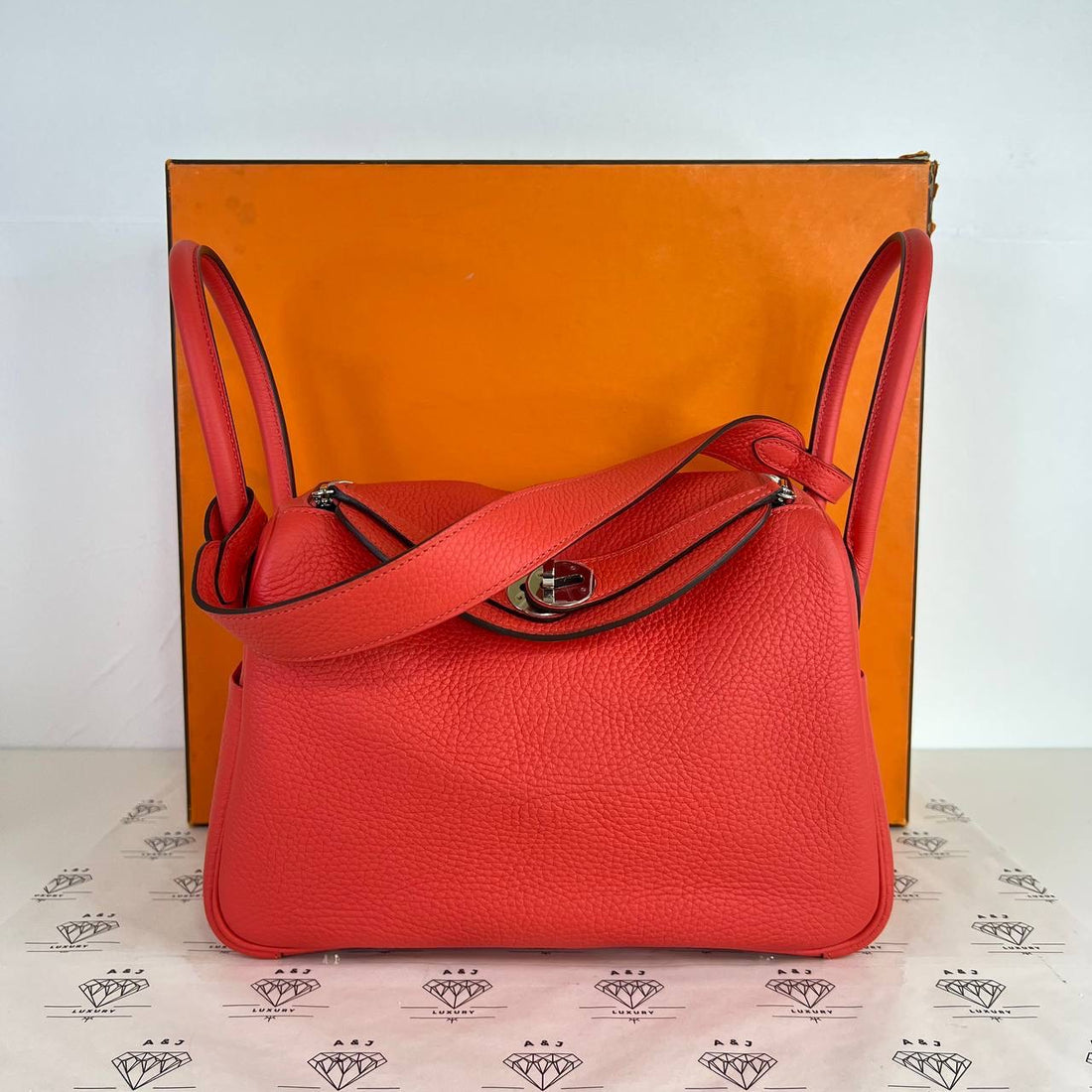 [PRE LOVED] Hermes Lindy 26 in Rouge Pivoine Clemence Leather PHW (Stamp D - 2019)