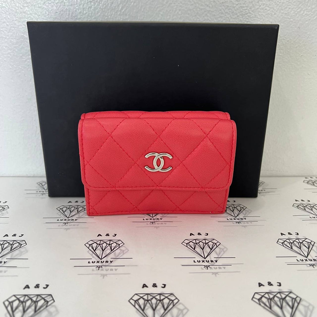 [PRE LOVED] Chanel Trifold Wallet in Pink Lambskin SHW (Series 27)