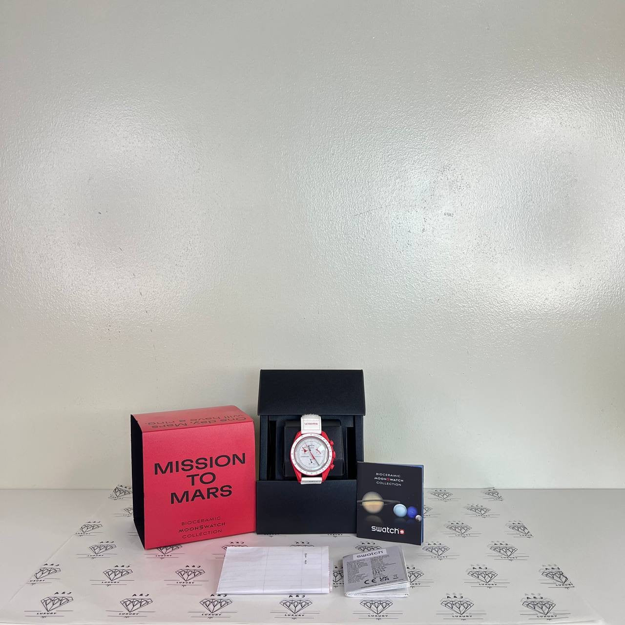 [PRE LOVED] Omega x Swatch Mission to Mars